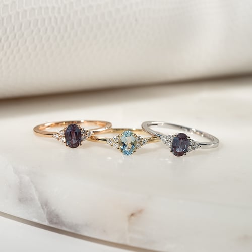 Eleganter Ring mit Aquamarin und Diamanten Sheldo