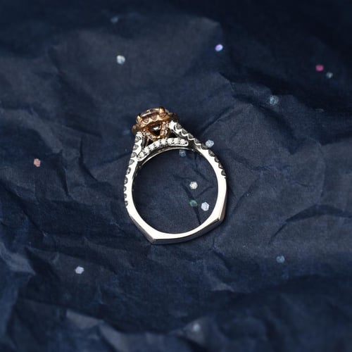 Verlobungsring im Halo-Stil mit Lab Grown Diamanten Tribeca