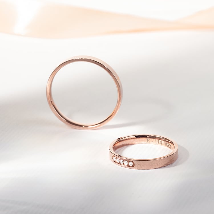 Flache Eheringe aus Gold mit Diamanten Yorik 124688