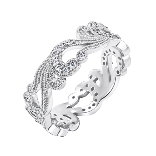 Eheringe aus einem Vintage-Ring mit Lab Grown Diamanten und einem flachen Ring Christine