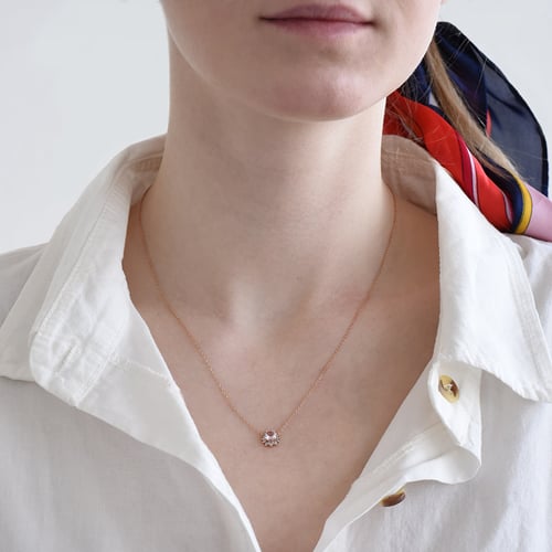 Goldene Kette mit Morganit Alayna