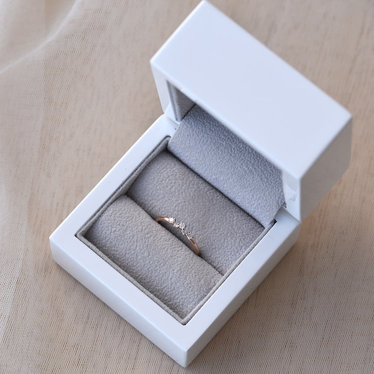 Goldener Verlobungsring mit Diamanten Blanka 67446