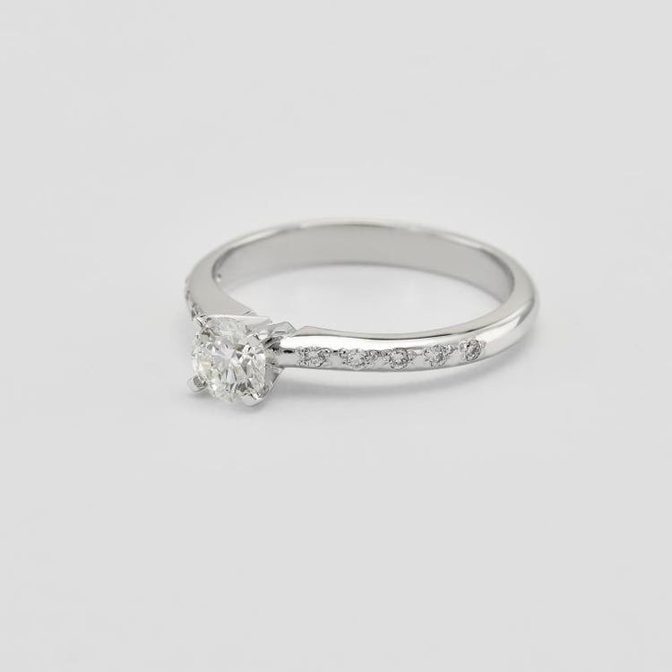 Ring mit Diamanten aus Gold 27784