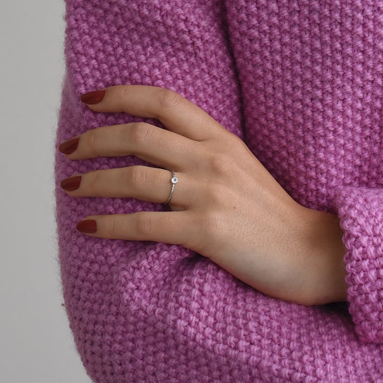 Minimalistisches Set aus Schmuckstücken mit Mondsteinen Livy 147494