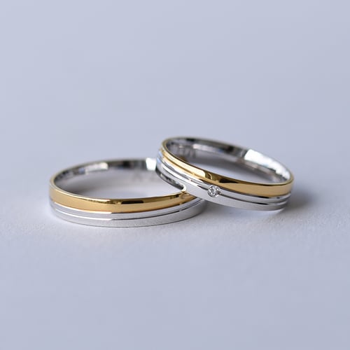 Goldene zweifarbige Trauringe mit Diamanten Harbin