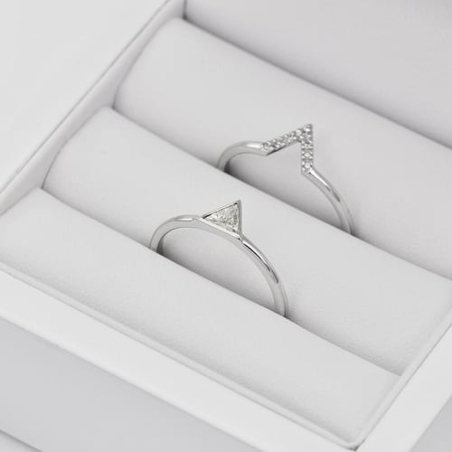 Wunderschönes Set mit 585 Goldringen und Diamanten Elal