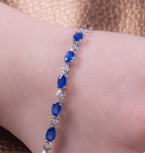 Goldenes Armband mit 3.01ct Saphiren und Diamanten Cheral