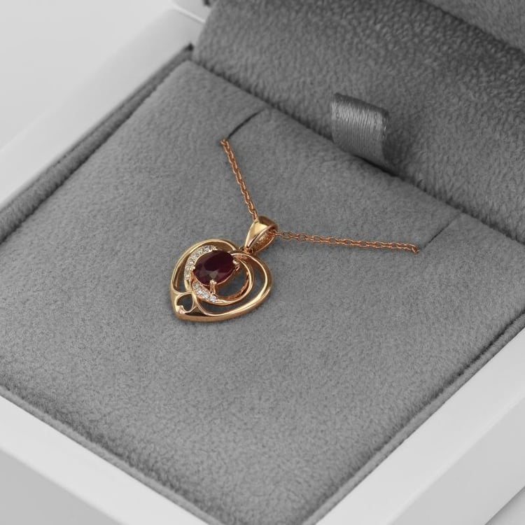 Halskette mit Rubin und Diamanten 47340