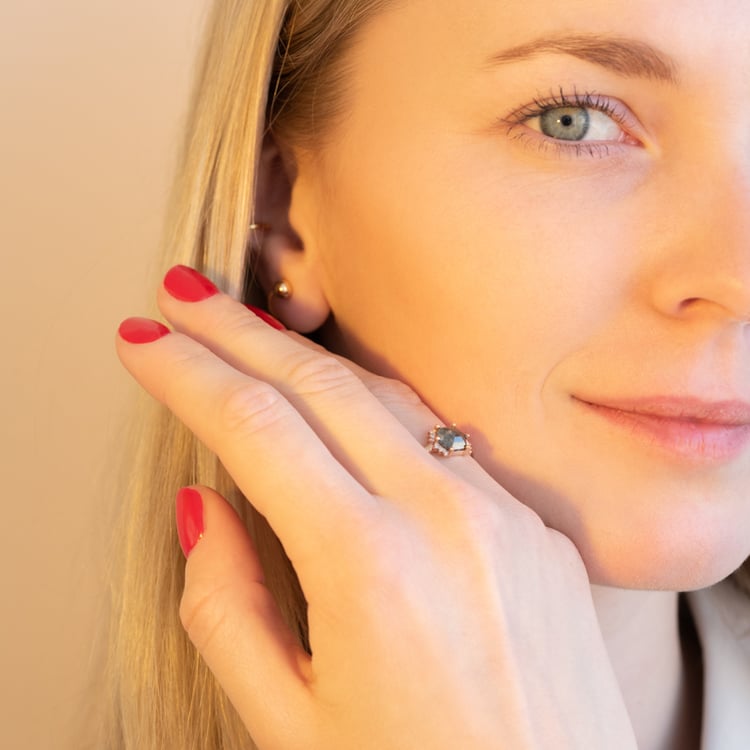 Goldener Ring mit Salt and Pepper Diamanten Wiley 101199