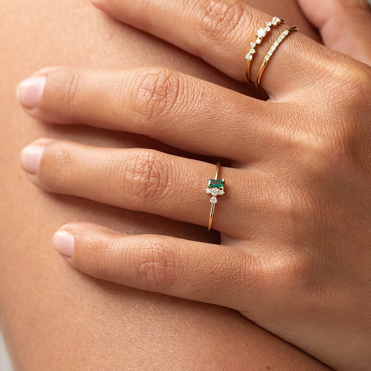 Cluster Ring mit Lab Grown Smaragd und Diamanten Zeno 139712