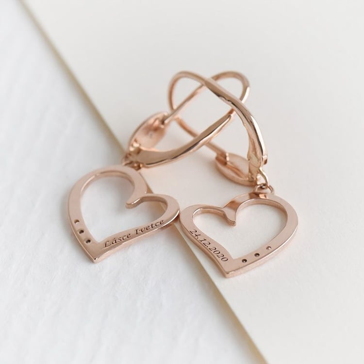 Goldene Hängeohrringe in Herzform mit Diamanten Mekhi 98416