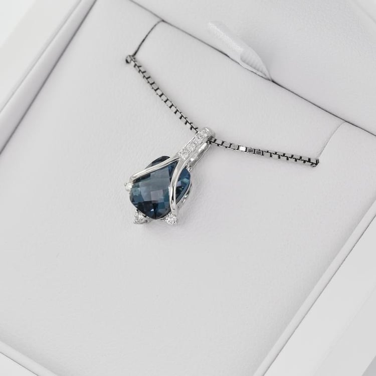 Anhänger aus Gold 28969