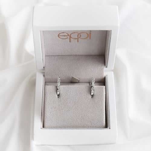 Elegante Creolen mit Diamanten Veeti