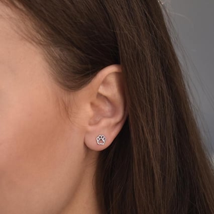 Silberne Ohrringe mit Hundepfötchen Devie