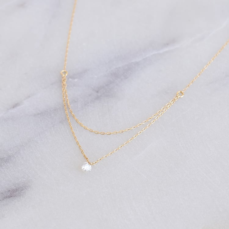 Elegante Halskette mit einem Diamanten Meical 87425