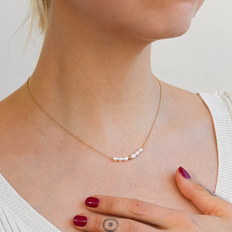 Silberne Halskette mit Perlen Angela 132777