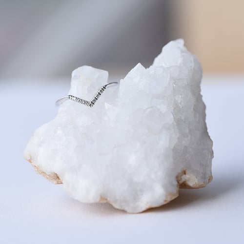 Goldener Ring mit Diamanten Bebeha