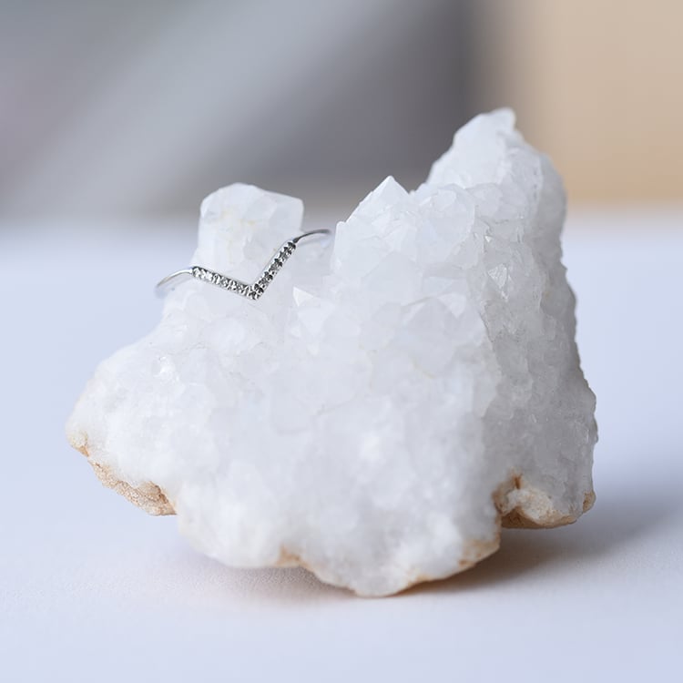 Goldener Ring mit Diamanten Bebeha 60982