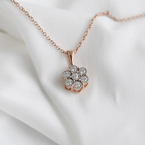 Anhänger aus Diamanten in Blumenform Puneet