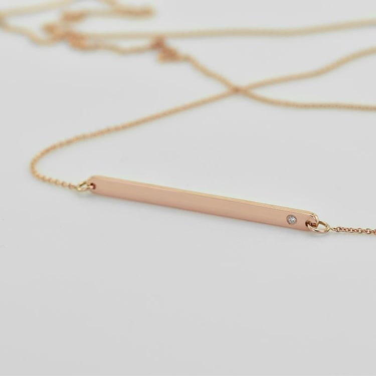 Zarte silberne Kette mit einem Diamanten Dayna 103762