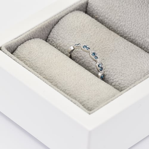 Trauring mit blauen Diamanten und Herrenring Lacy