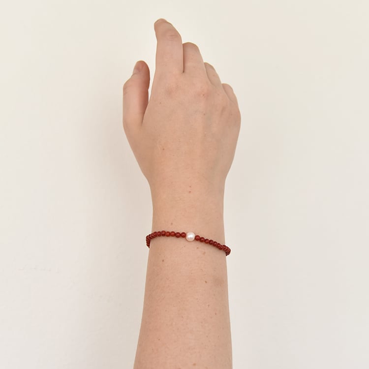 Silbernes Korallenarmband mit einer Perle Dolores 109208