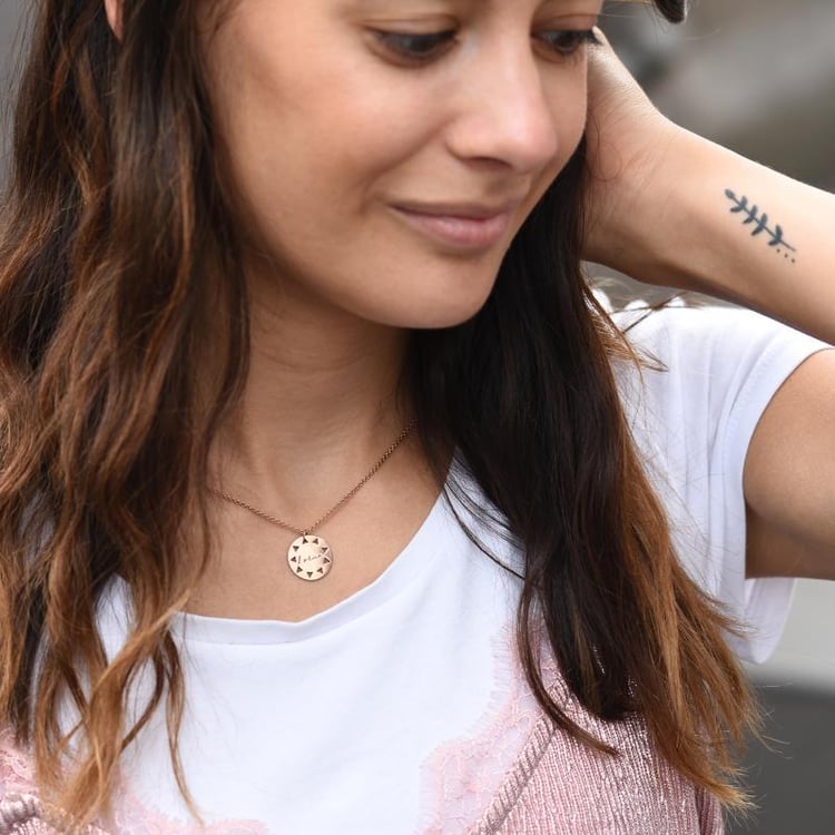 Anhänger mit Halskette 46578