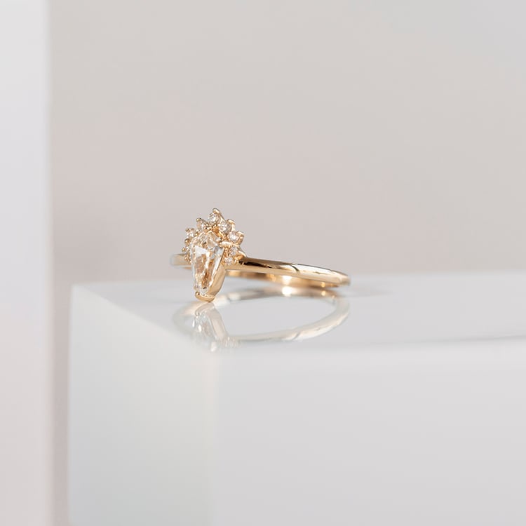 Verlobungsring mit einem vom IGI zertifizierten 0.42 ct Lab Grown Diamanten Skylar 111379