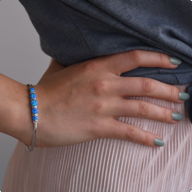 Silbernes Armband mit blauen Opalen Boanah 65292