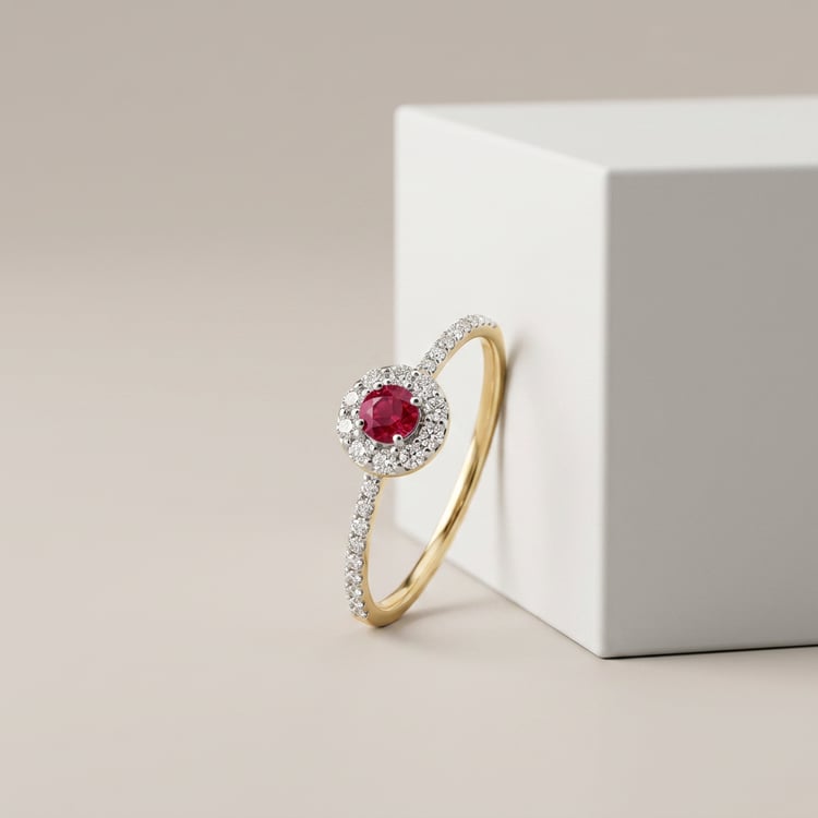 Silberner Halo-Ring mit Rubin und Lab Grown Diamanten Wendy 171116