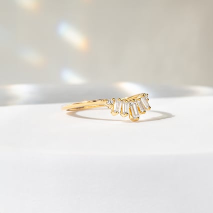 Ring in V-Form mit Baguette Diamanten Domenic