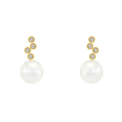 Ohrringe mit Diamanten und weißen Perlen Nayonika