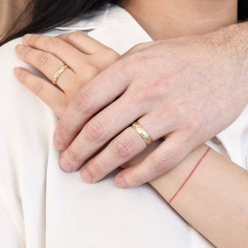 Eheringe mit von Hand gravierten Blättern Mylie