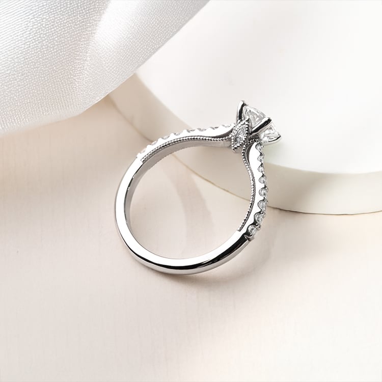 Bicolor Verlobungsring mit rundem Diamanten 159666