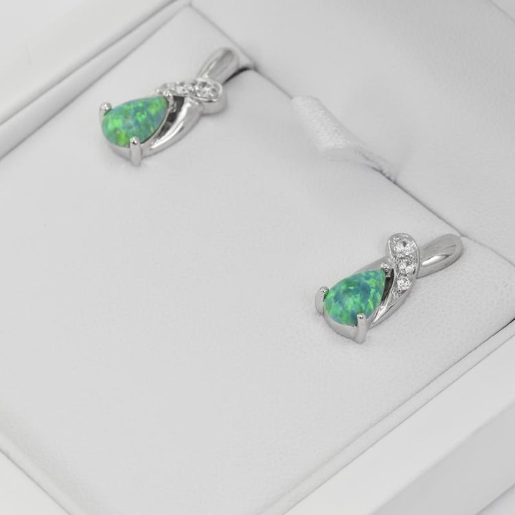 Grüne Opale in silbernen Ohrringen Emerie 38042