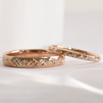 Eheringe voller Sterne und Diamanten Mirias