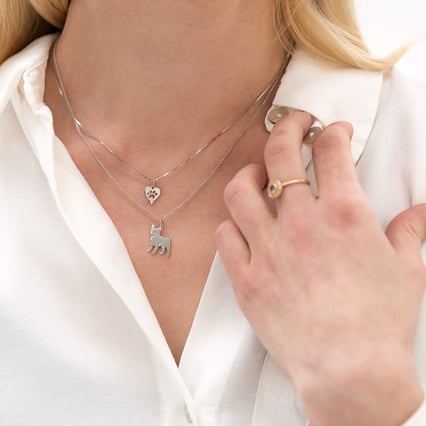 Silberne Anhänger mit Hundepfote und Herz Jeana