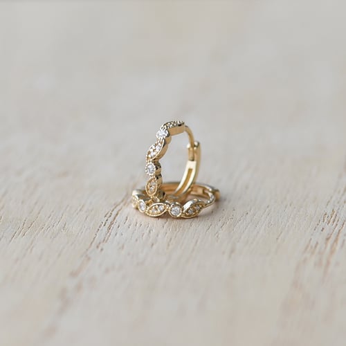 Silberne Ohrreifen mit Lab Grown Diamanten Veeti
