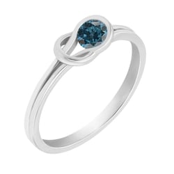 Romantischer Verlobungsring mit blauem Diamant Cearah