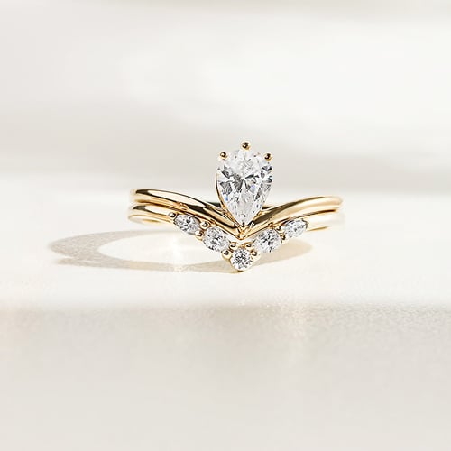 Originelles Verlobungs-Set aus Ringen mit Lab Grown Diamanten Kristine