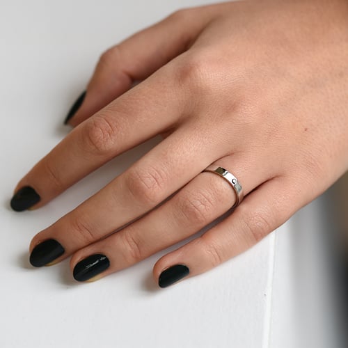 Trauringe aus Platin mit schwarzem Diamant Bren