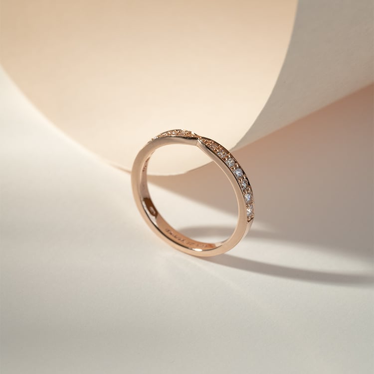Eheringe aus einem Eternity-Ring mit Moissaniten und einem flachen Ring Turpein 135662