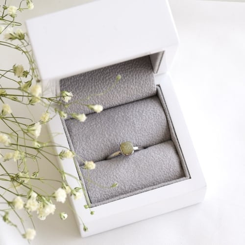 Ring aus Gold mit gelbem Rohdiamanten Gianni