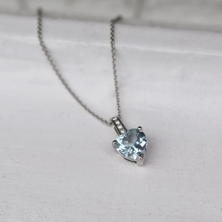 Diamanten und Aquamarin Anhänger 48620