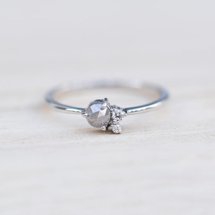 Goldring mit Salt'n'Pepper Diamant und Diamanten Marine 49718