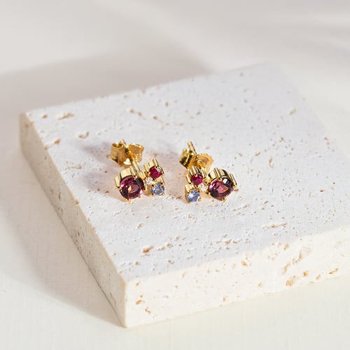 Ohrstecker mit Tansanit, Turmalin, Rubin und einem Diamanten Kerrie
