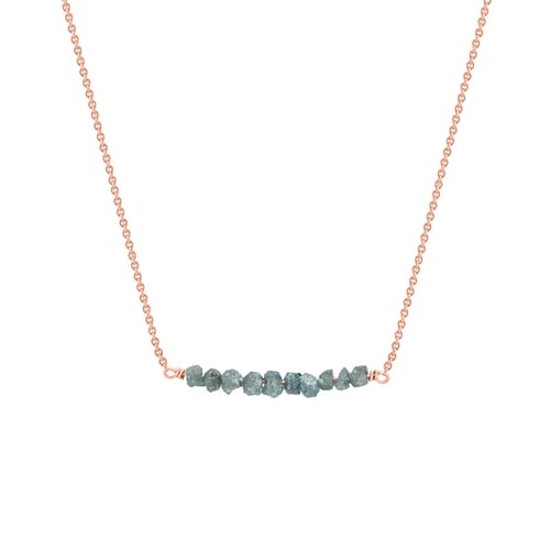 Goldener Choker mit blauen ungeschliffenen Diamanten Inaku