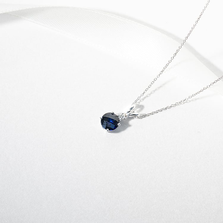 Saphir-Anhänger aus Gold mit Diamanten Emolyna 127755