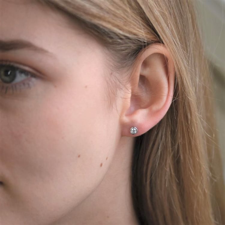 Ohrringe mit Lab Grown Diamanten und Auswahl des Karatgewichts Pavline 104516