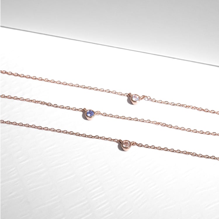 Minimalistische Kette mit einem Morganit Glosie 124258